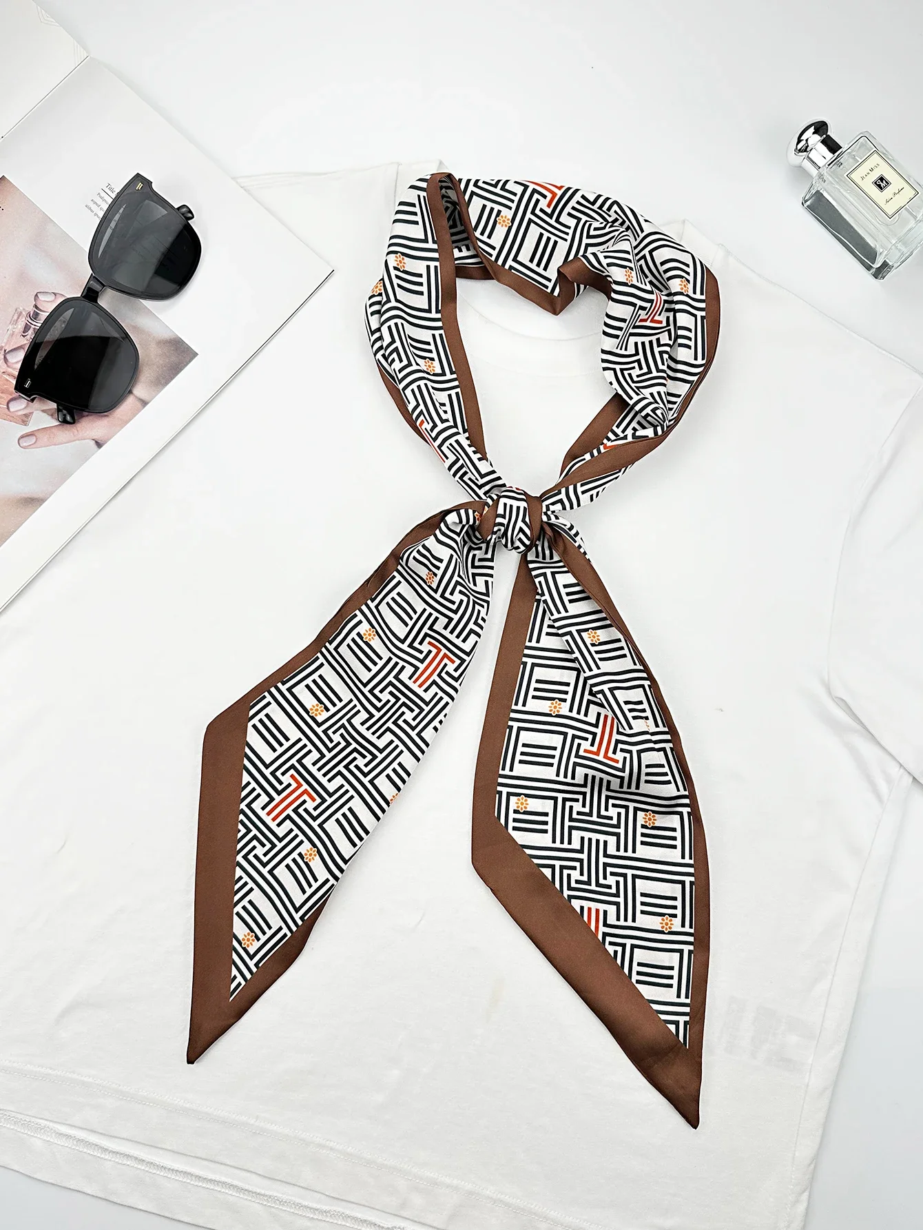 Luxury Geometry Skinny Silk Sc - Ribbon Bow Gift recension och pris